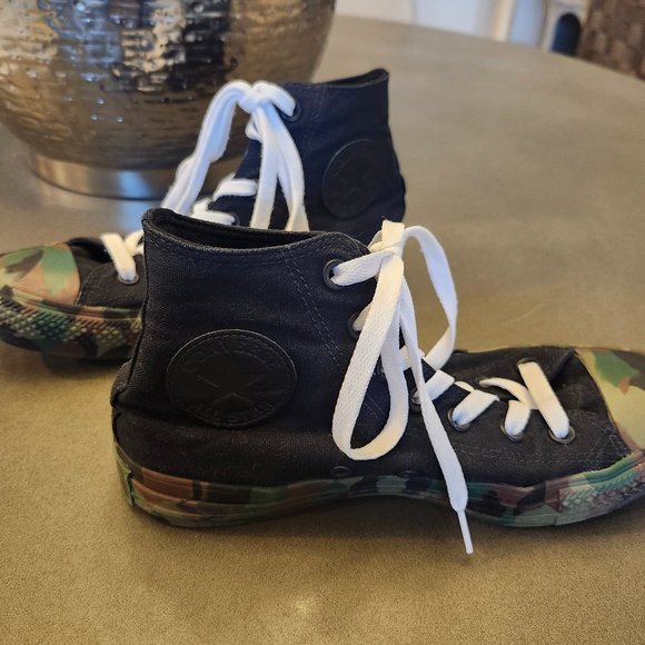 Converse Chuck Taylor All Star Black/Camo sneaker - Size 8 - Picture 6 of 9